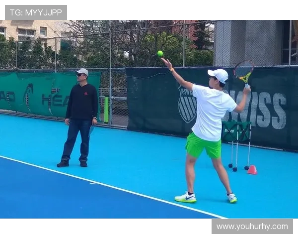 南京网球队意识争议引发热议球员与教练的沟通困境与解决之道